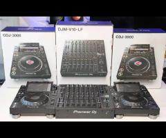 Pioneer CDJ-3000, Pioneer DJM-A9 , Pioneer DJM-V10-LF , Pioneer CDJ-2000NXS2, Pioneer DJM-900NXS2 - 8/16