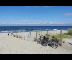 ROWEREM WZDŁUŻ WYBRZEŻA