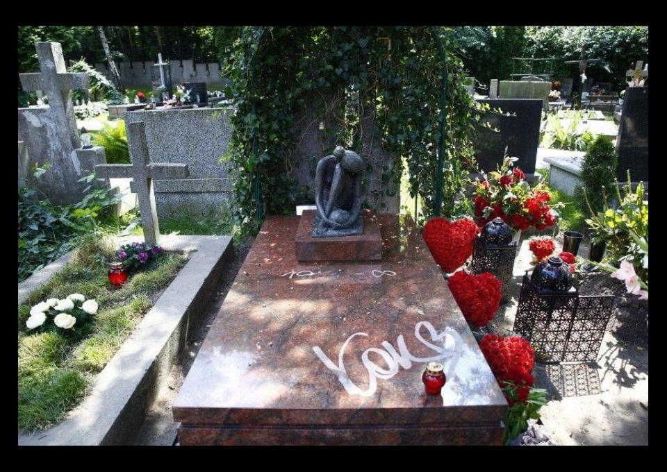 02.11 - Bez martyrologii 2.0 - Cmentarz Wojskowy na Powązkach, którego nie znasz