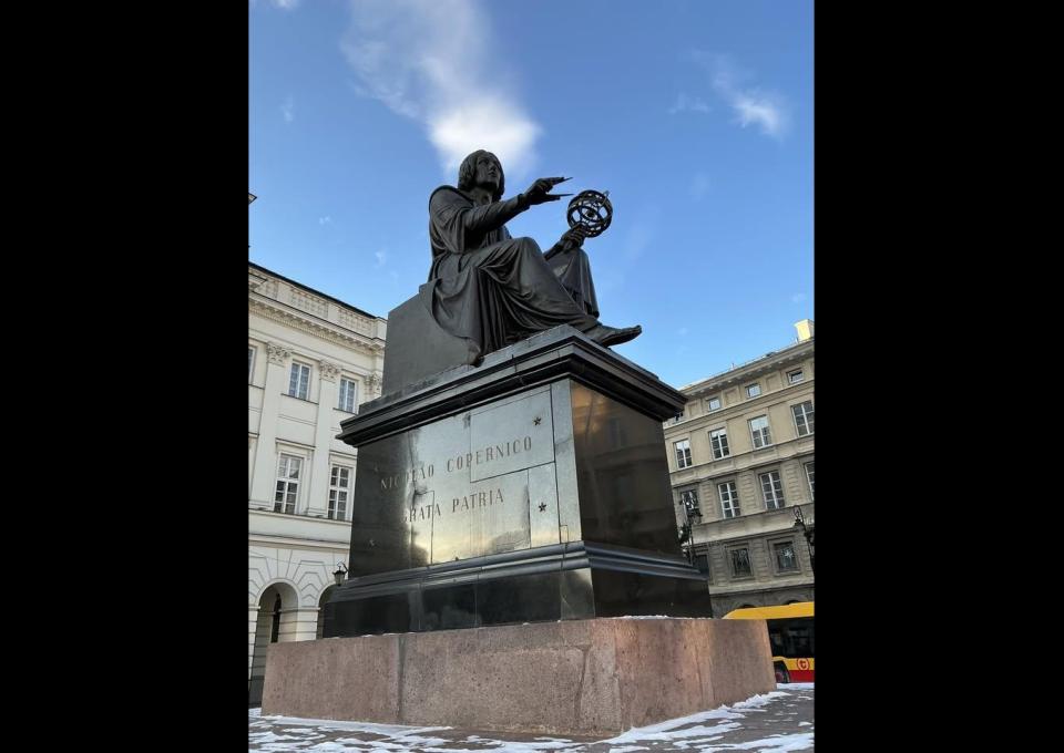 13.12 - Od Pomnika Kopernika do Pałacu Namiestnikowskiego - spacer z przewodnikami