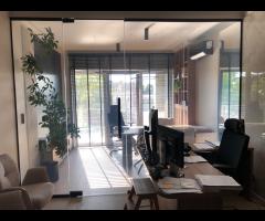 Ścianki szklane do sal konferencyjnych z folią inteligentną - 2/2